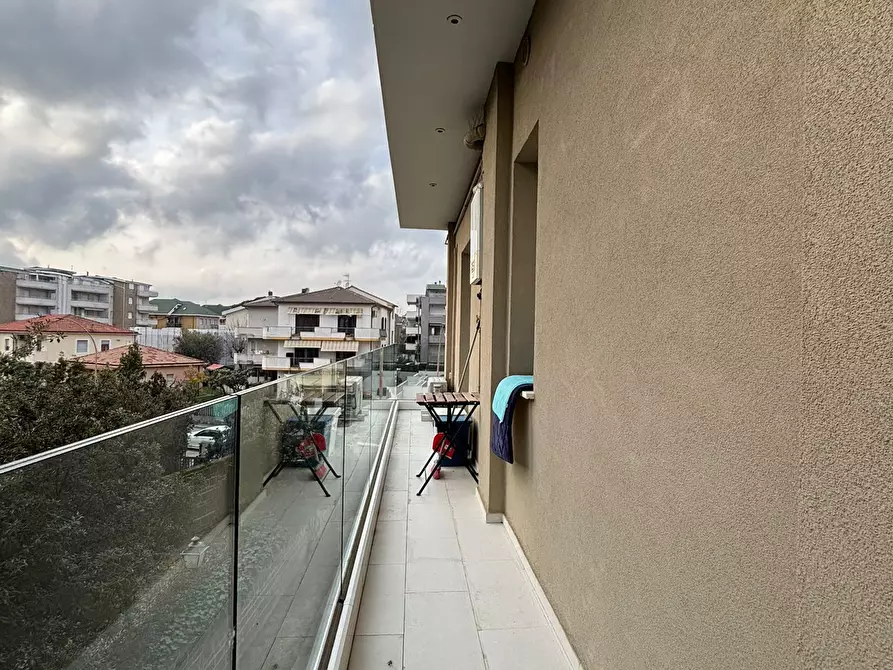 Immagine 15 di Trilocale in affitto  in Viale Maiella 23/A a Francavilla Al Mare