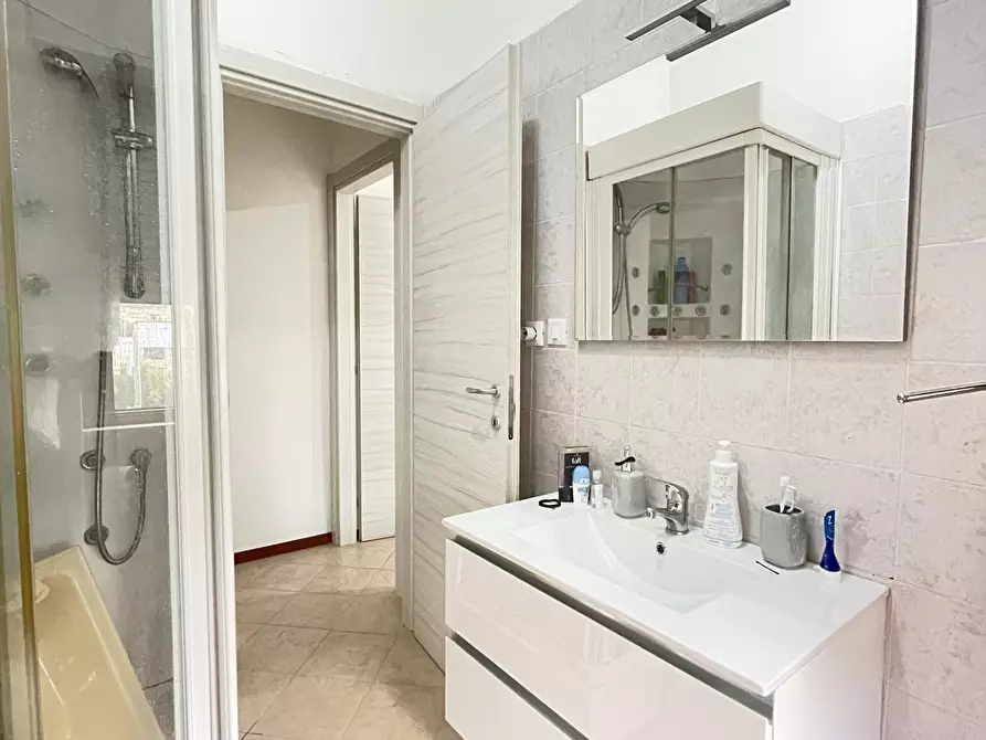 Immagine 26 di Trilocale in affitto  a Francavilla Al Mare