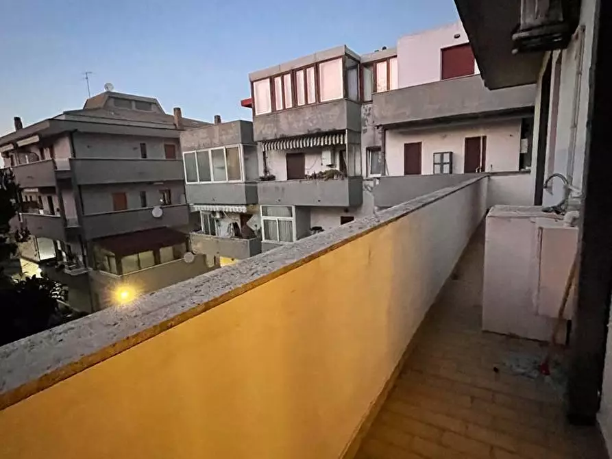 Immagine 13 di Bilocale in vendita  in Viale Maiella 23/A a Francavilla Al Mare