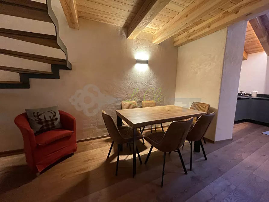 Immagine 5 di Trilocale in affitto  in Via Roma 47 a Courmayeur