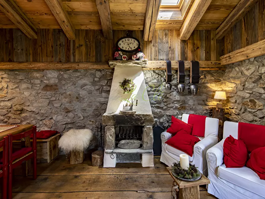 Immagine 5 di Baita in affitto  in Località Peuterey 15 a Courmayeur