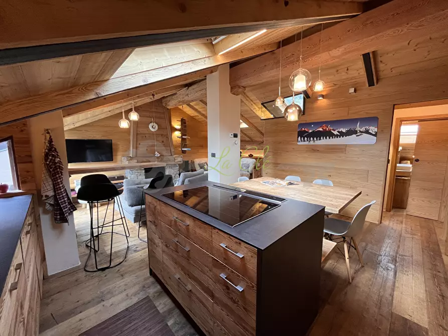 Immagine 7 di Trilocale in affitto  a Courmayeur