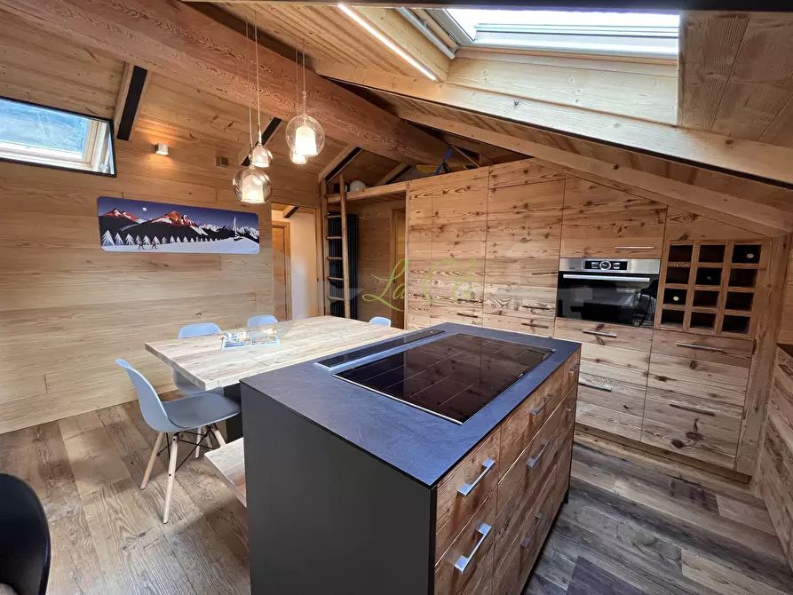 Immagine 9 di Trilocale in affitto  a Courmayeur