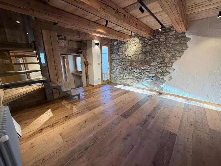 Immagine 6 di Trilocale in vendita  in Via Passerin D'Entreves 11 a Courmayeur