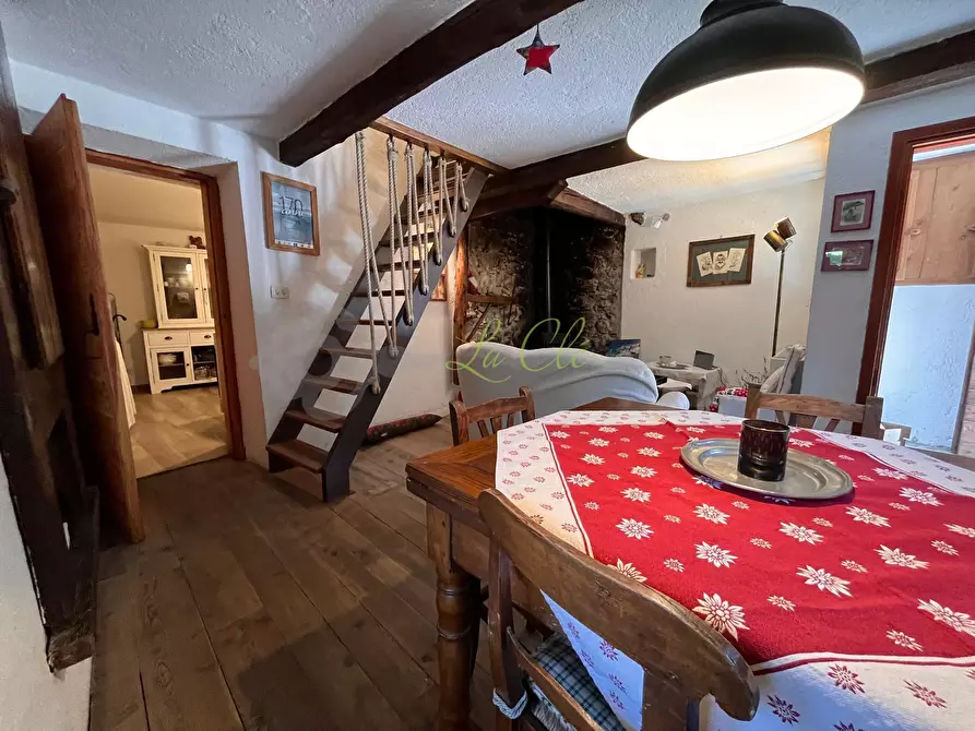 Immagine 3 di Baita in affitto  a Courmayeur