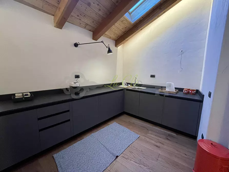 Immagine 9 di Trilocale in affitto  in Via Roma 47 a Courmayeur