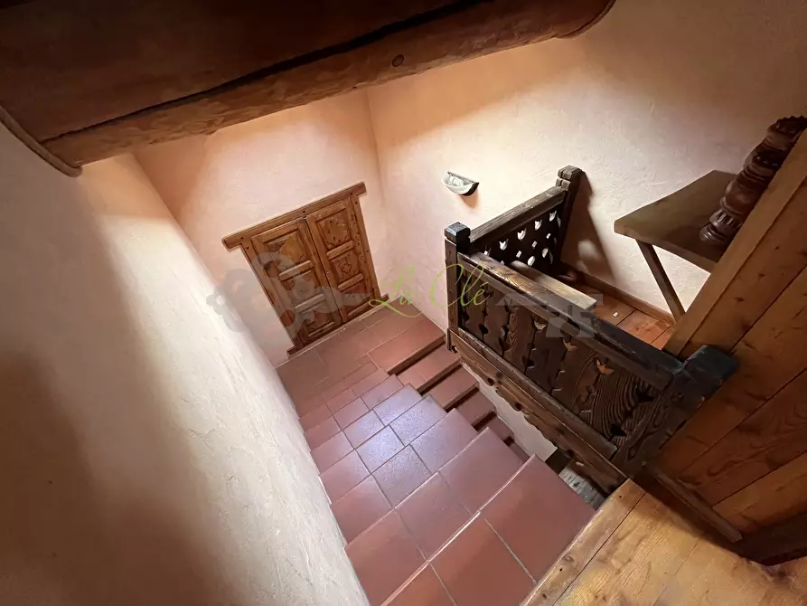 Immagine 25 di Trilocale in vendita  in Via Cesare Ollietti 13 a La Salle