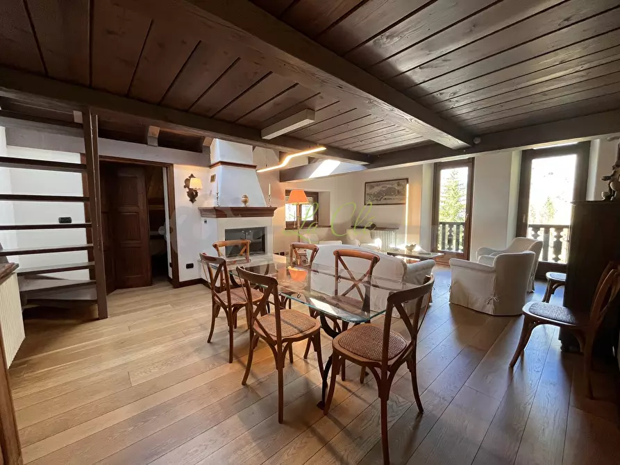 Immagine 2 di Pentalocale in affitto  in Regione Belvedere 4 a Courmayeur