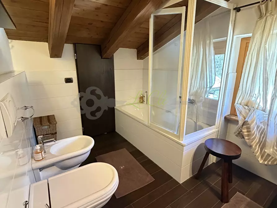 Immagine 24 di Trilocale in affitto  in Strada Regionale 41 a Courmayeur