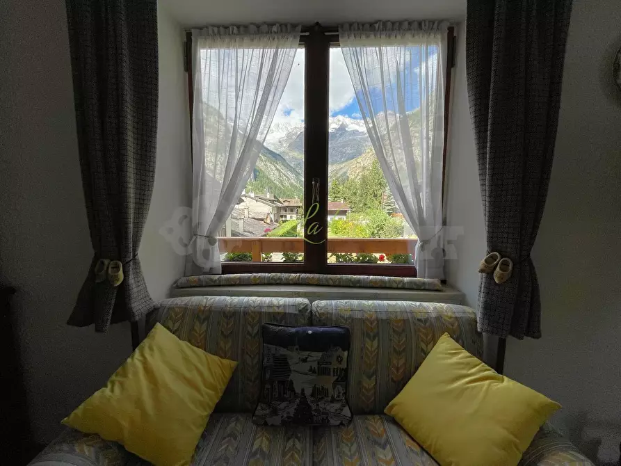 Immagine 4 di Quadrilocale in affitto  in Strada Plan Gorret a Courmayeur