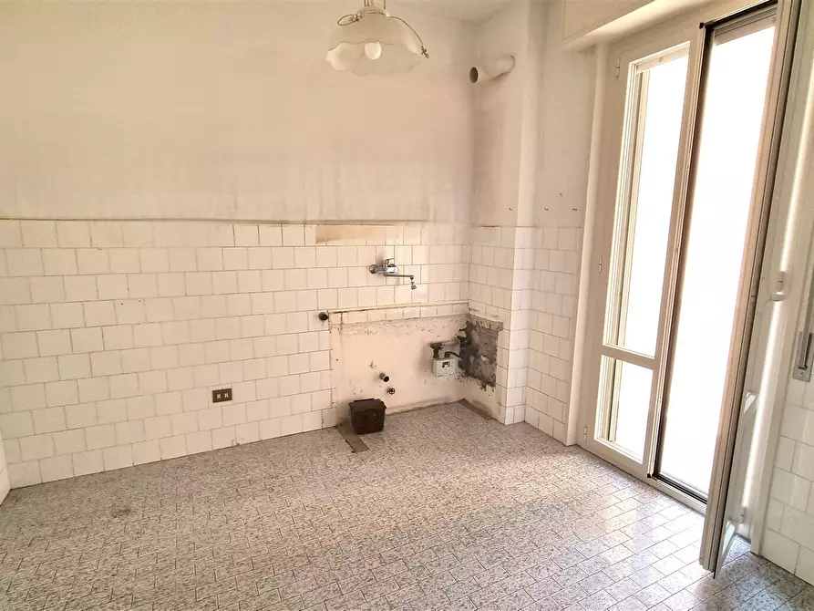 Immagine 3 di Trilocale in affitto  in Strada Langhirano 462 a Parma