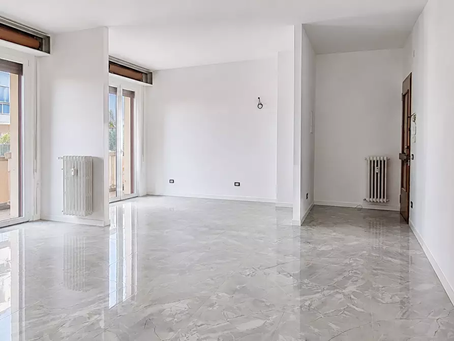 Immagine 15 di Trilocale in vendita  in Via Luigi Vaccari 2 a Modena