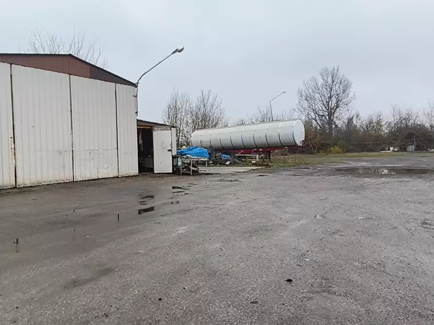 Immagine 7 di Laboratorio in vendita  in via fonte san geminiano 10 a Modena