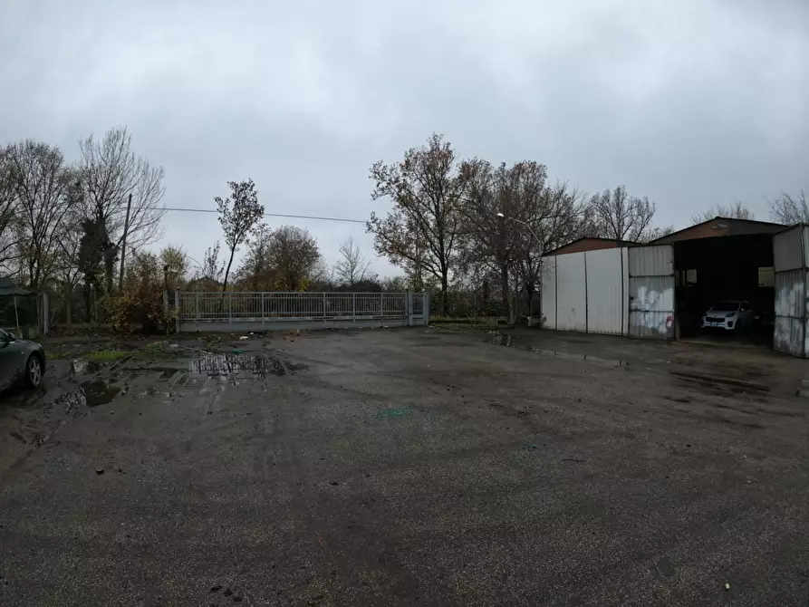 Immagine 9 di Laboratorio in vendita  in via fonte san geminiano 10 a Modena