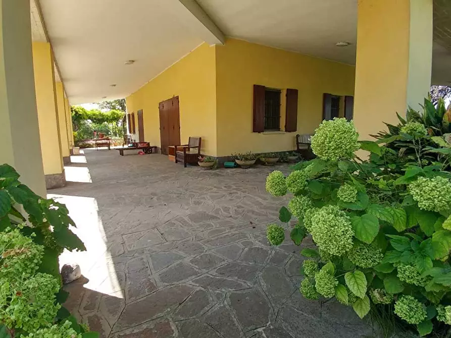 Immagine 9 di Villa in vendita  in Stradello Giovanardi 95 a Modena