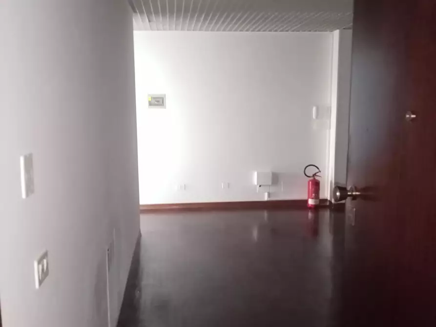 Immagine 3 di Ufficio in affitto  in Via del Rivo 10 a Terni