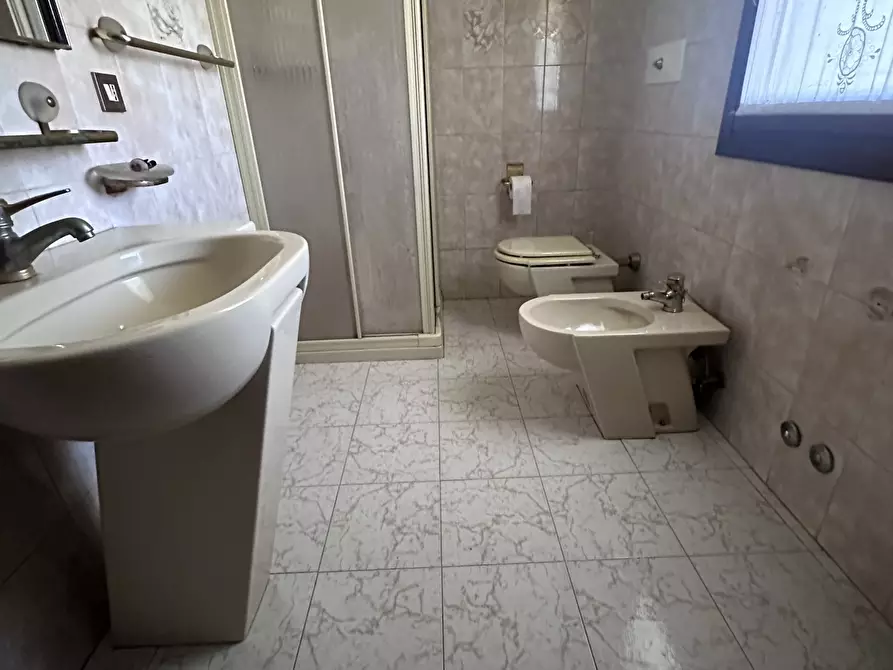 Immagine 8 di Casa indipendente in vendita  a Rovigo