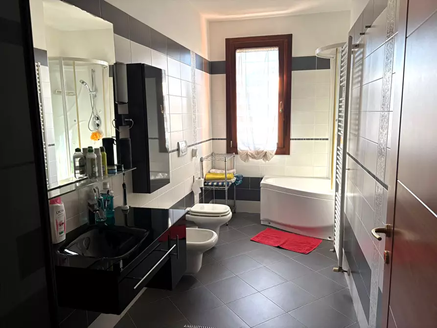 Immagine 7 di Villetta a schiera in vendita  in Via Roma 383 a Ceregnano