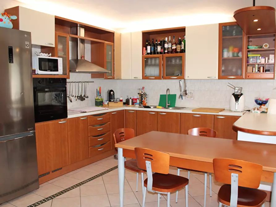 Immagine 3 di Casa bifamiliare in vendita  in Via Pastrengo a Rovigo