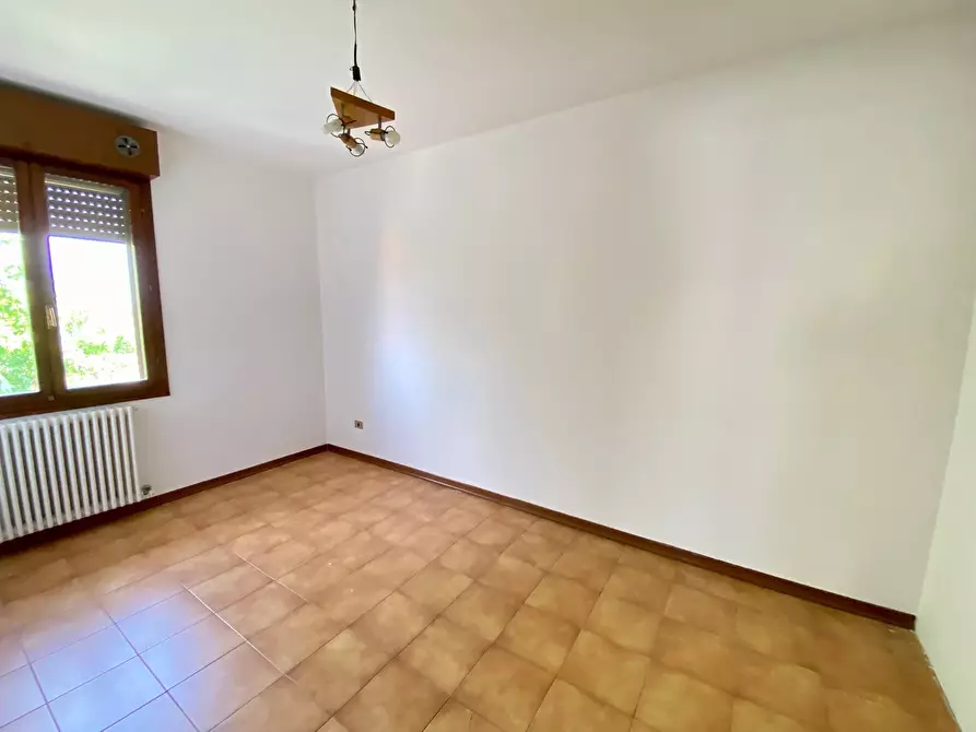 Immagine 14 di Trilocale in affitto  in via incao a Rovigo