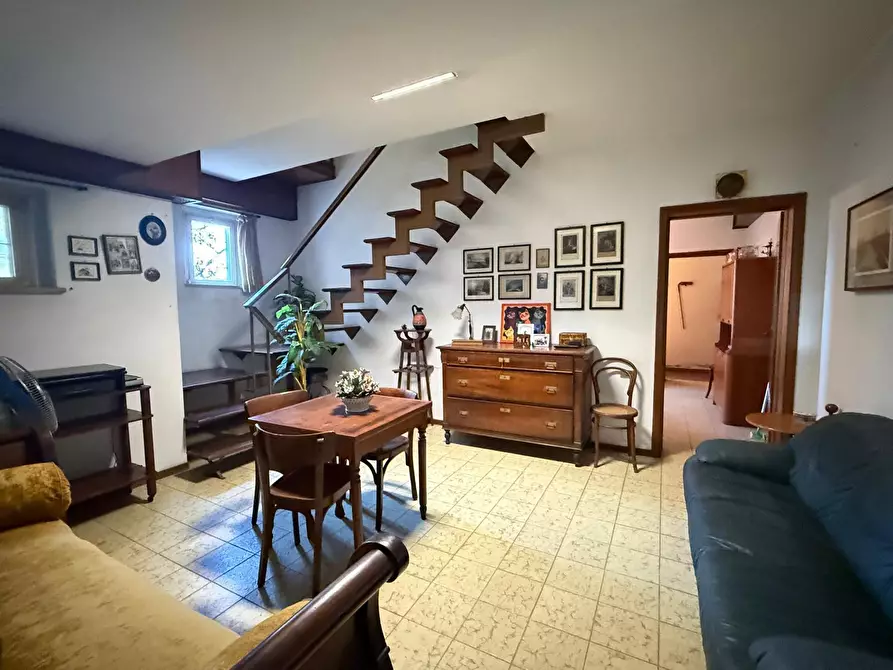 Immagine 20 di Porzione di casa in vendita  in Piazza Fetonte 42 a Crespino