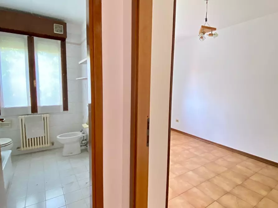 Immagine 11 di Trilocale in affitto  in via incao a Rovigo