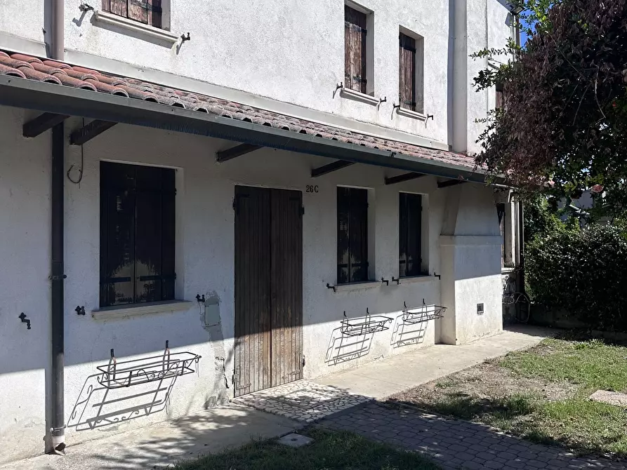 Immagine 21 di Casa indipendente in vendita  a Rovigo