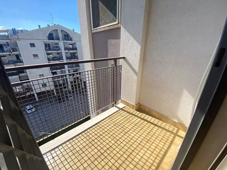 Immagine 15 di Trilocale in vendita  in Via g. di vittorio 4/B a Casamassima