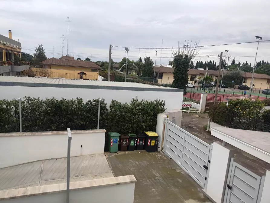 Immagine 15 di Bilocale in vendita  in Corso Alcide de Gasperi 340 a Bari