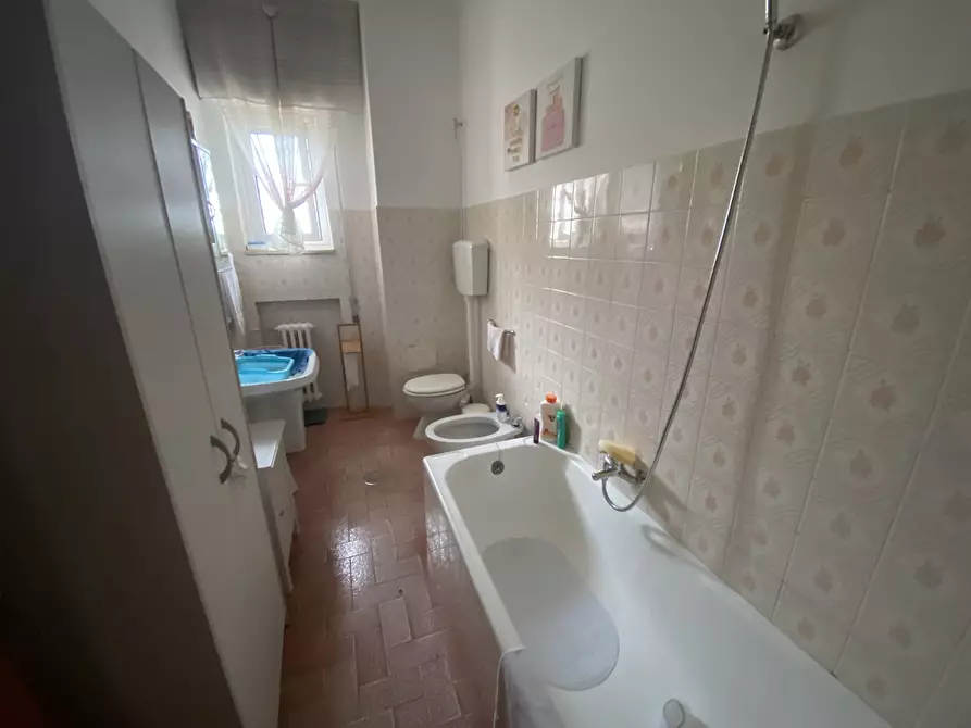 Immagine 8 di Quadrilocale in vendita  in Via Imbriani 10 a Casamassima