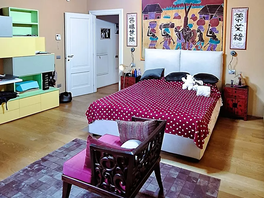 Immagine 8 di Pentalocale in vendita  in Nave Centro a Nave