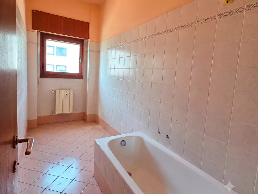 Immagine 17 di Quadrilocale in vendita  in Via XXV Aprile a Brescia
