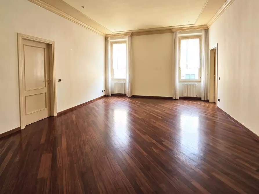 Immagine 4 di Quadrilocale in vendita  in Corso Martiri della Libertà a Brescia