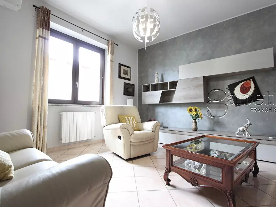 Immagine 6 di Villa in vendita  in Via Luigi Pirandello a Nerviano