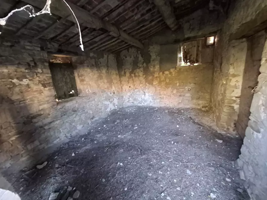 Immagine 8 di Magazzino in vendita  in Via Castelnuovo 16 a San Leo