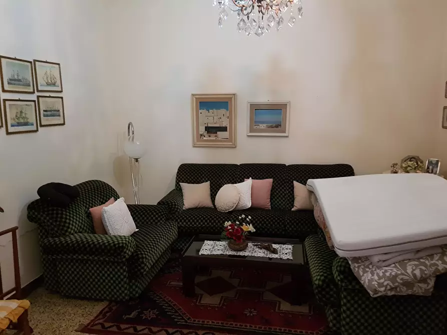 Immagine 8 di Attività artigianale in affitto  in Via dell'Arpino 3A a Capannori