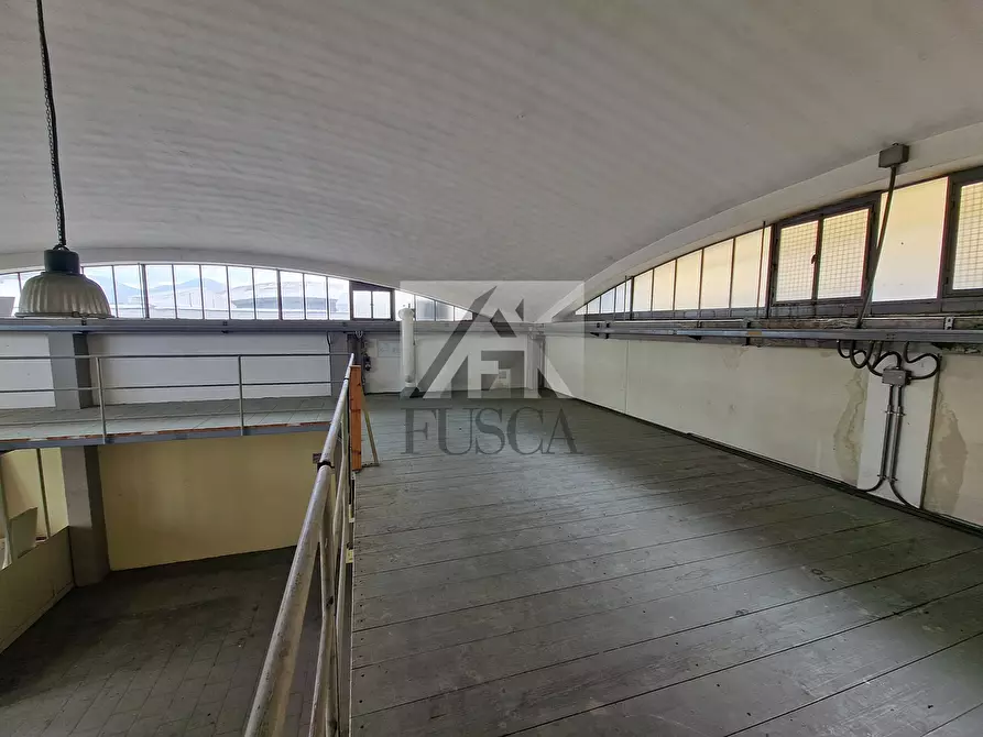 Immagine 11 di Capannone industriale in affitto  in Via Puccetti a Lucca