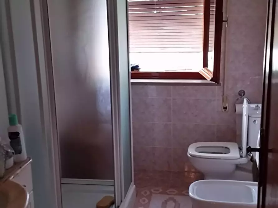 Immagine 13 di Villa in vendita  in bollori a Lucca