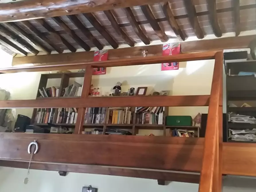 Immagine 9 di Quadrilocale in vendita  in via per camaiore a Lucca