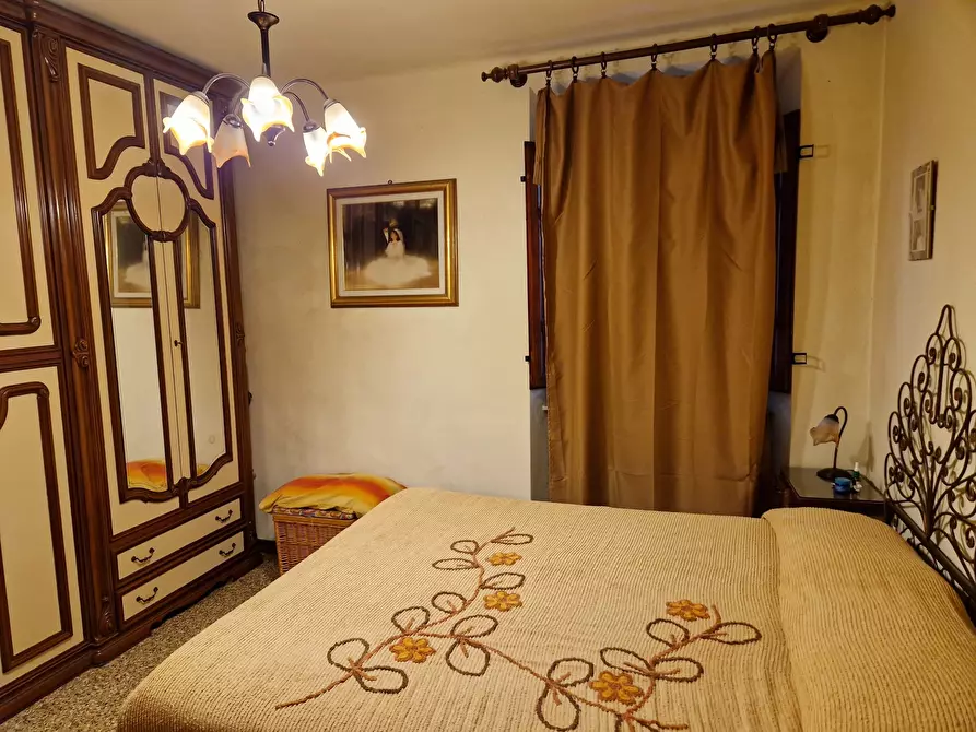 Immagine 13 di Terratetto in vendita  in Via Sarzanese a Lucca