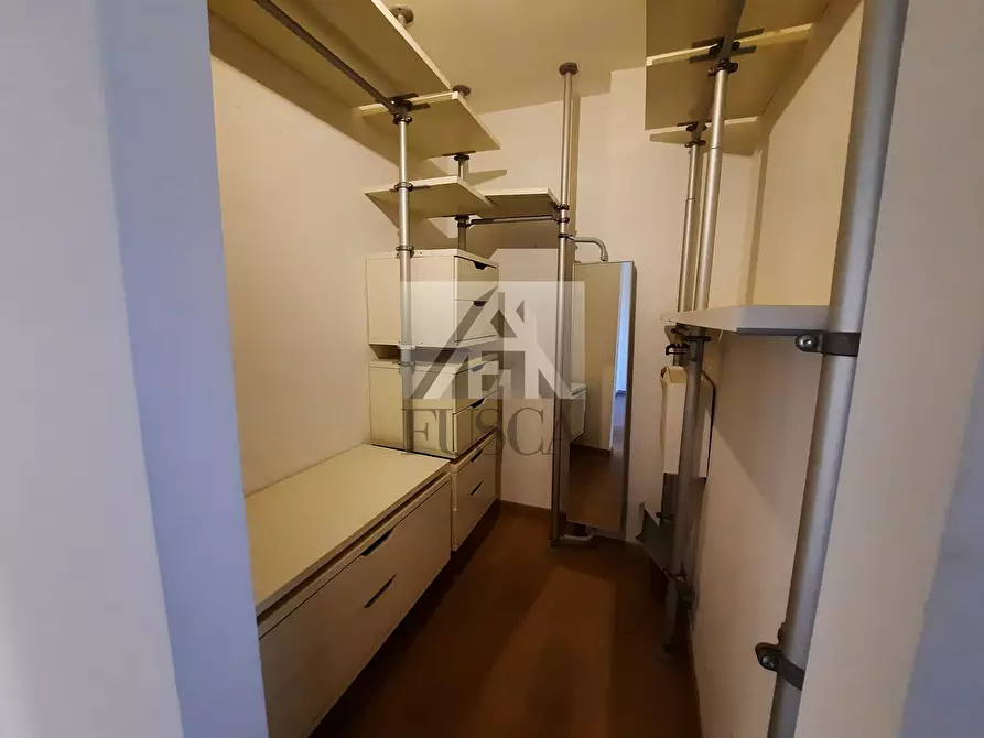 Immagine 24 di Villa in vendita  in Via Sottomonte a Capannori