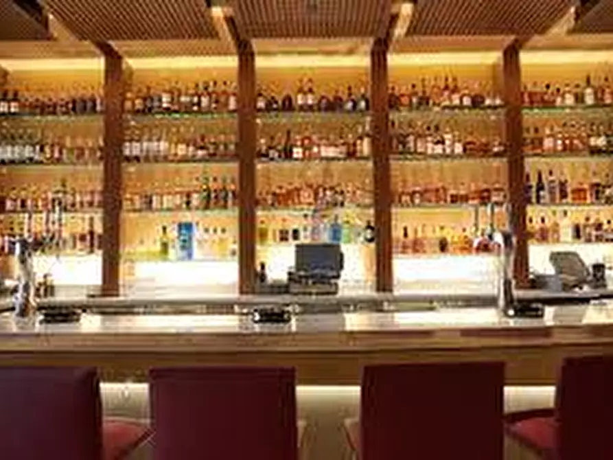 Immagine 5 di Bar / Ristorante in vendita  in Viale Giuseppe Giusti a Lucca