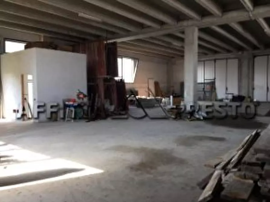 Immagine 5 di Attività artigianale in vendita  in Via Sant' Andrea a Santa Croce Sull'arno