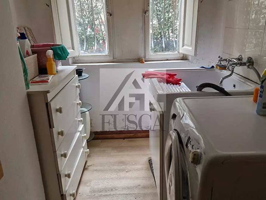 Immagine 21 di Villa in vendita  in Viale Alcide De Gasperi 37 a Lucca