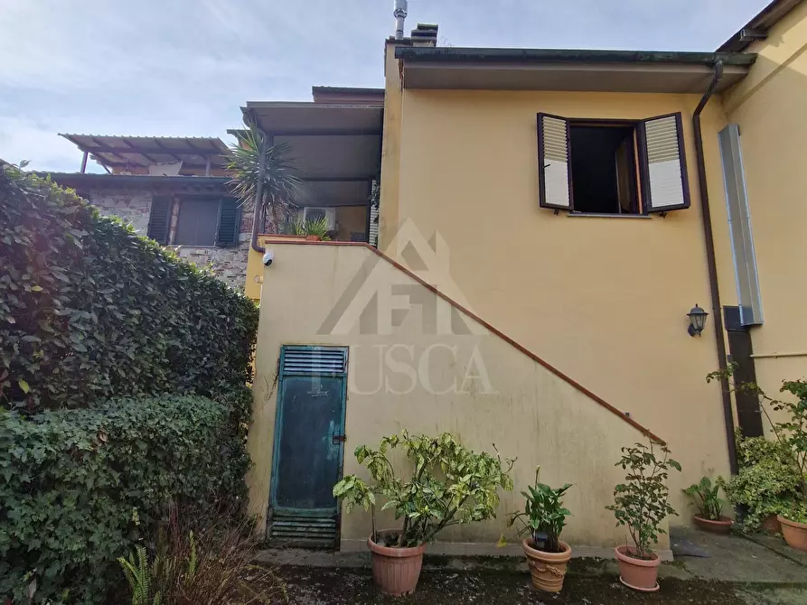 Immagine 2 di Quadrilocale in vendita  in Via delle Gavine 531 a Lucca