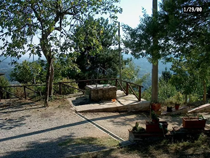 Immagine 42 di Rustico / casale in vendita  in Via Vecchia di Nozzano a Lucca