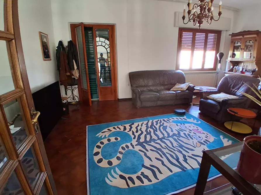 Immagine 12 di Casa bifamiliare in vendita  in Via dei Pellegrini a Lucca