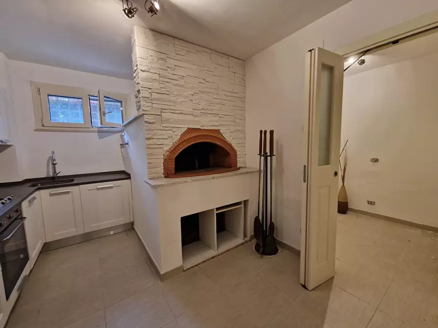 Immagine 9 di Villa in vendita  in Via Sottomonte a Capannori