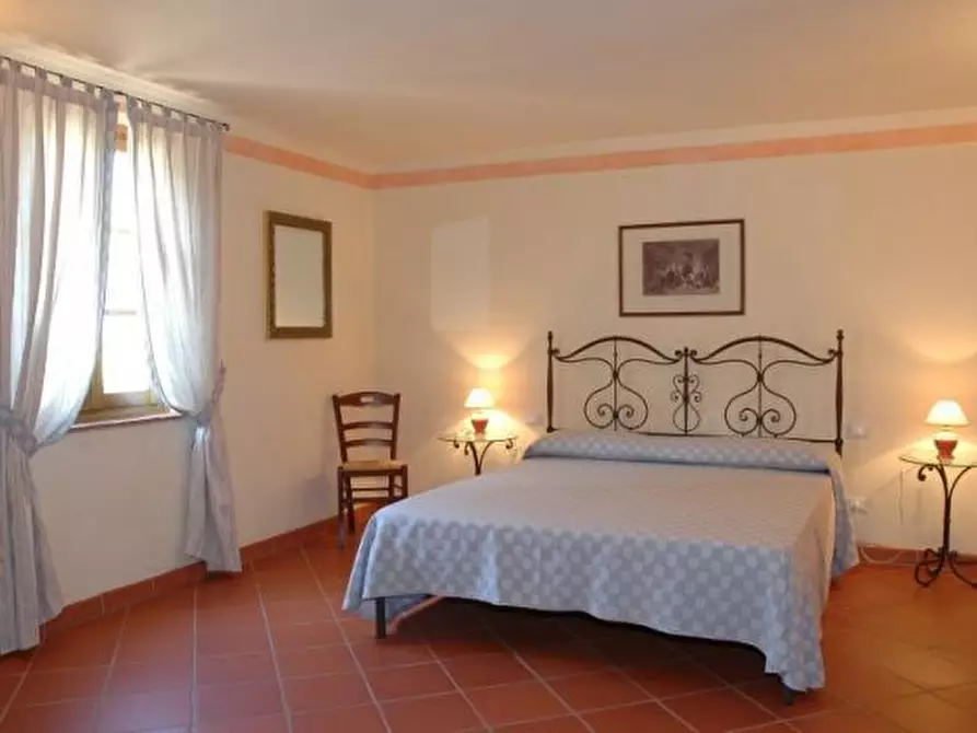 Immagine 19 di Affittacamere in affitto  in Via dei Pieroni a Capannori