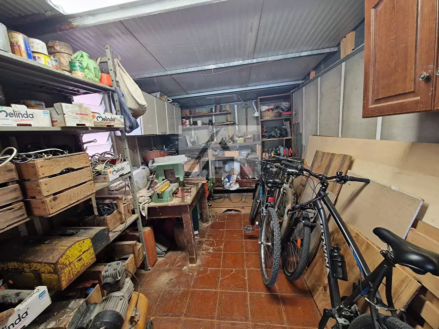 Immagine 20 di Villa in vendita  in Via Vittorio Bachelet a Lucca